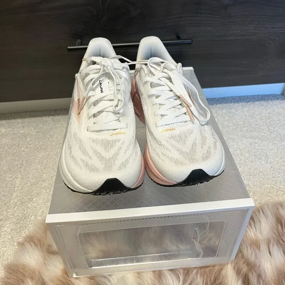 Brooks Women's Launch Athletic Shoes - White and Pink - Picture 7 of 8
